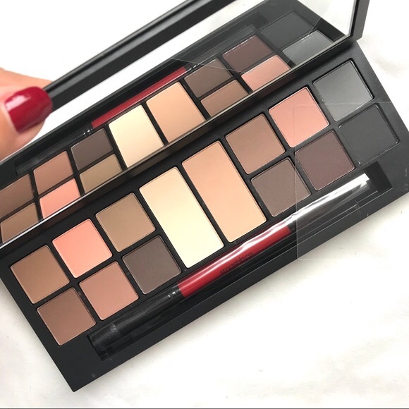 SMASHBOX Photo Matte Eye Shadow and Liner Palette - Picture 5 of 6